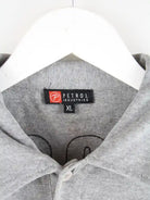 Vintage Polo Grau XL – Detailansicht Vorderseite