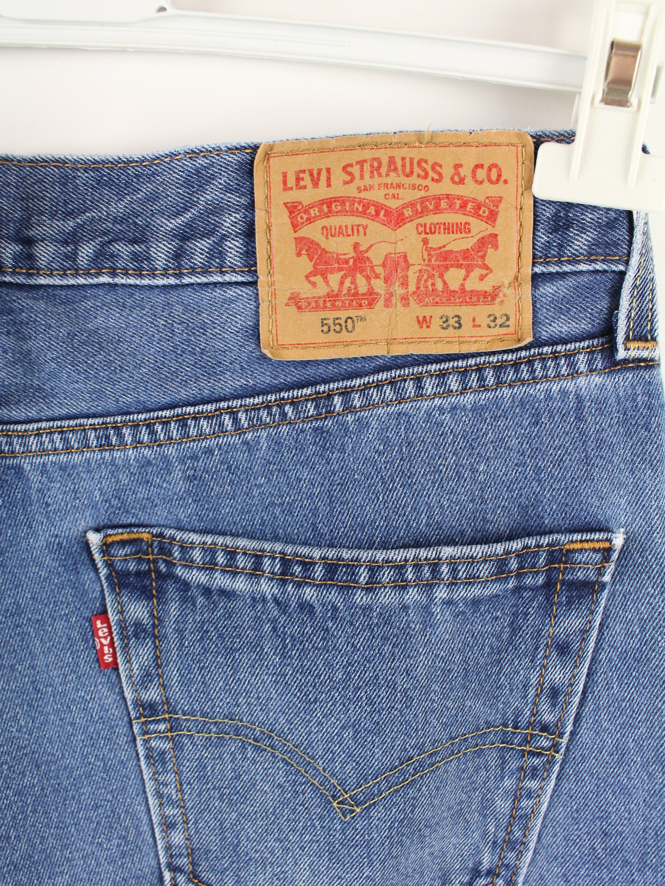 Levis 501 best sale w33 l32