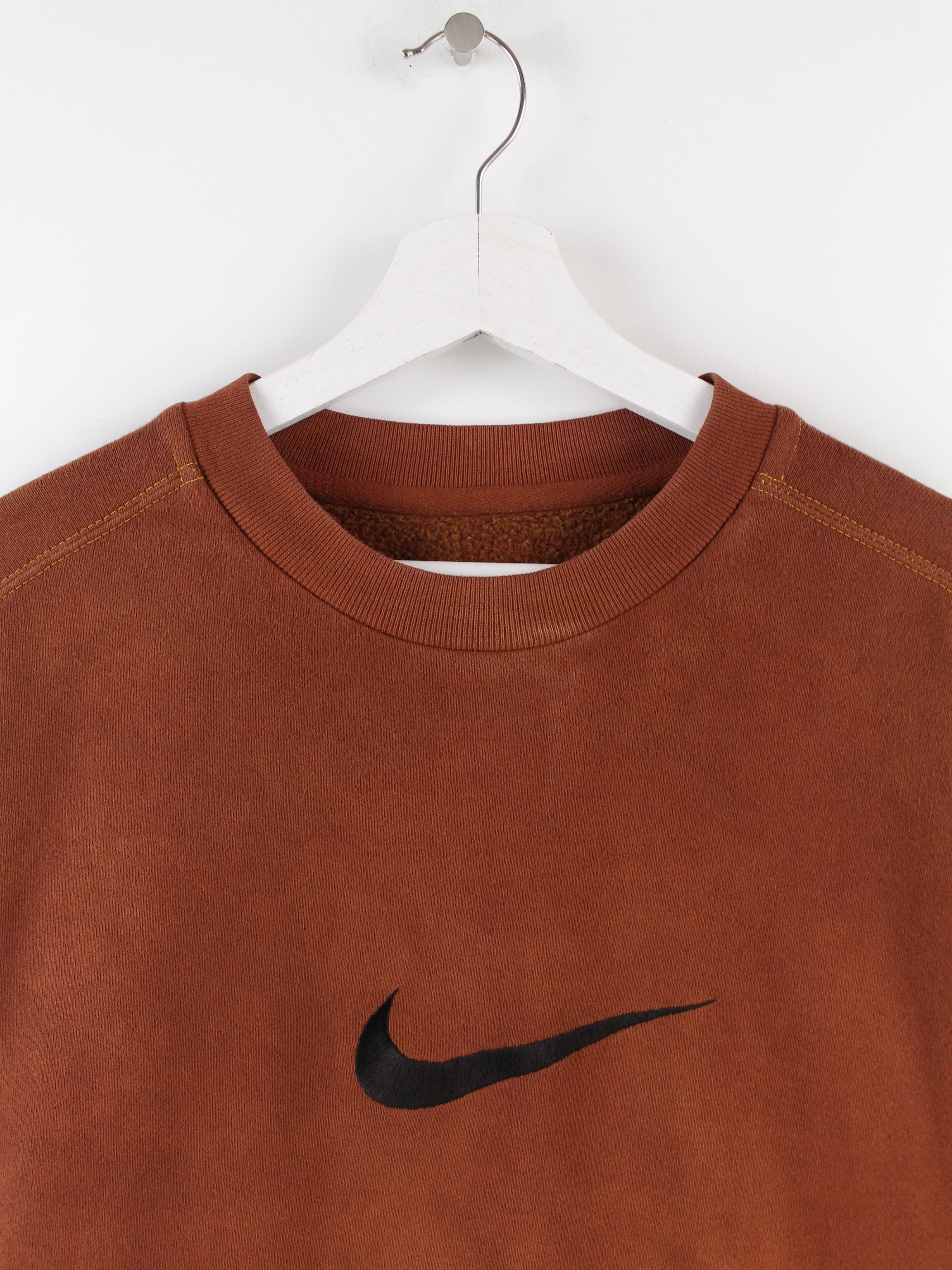 vintage nike jumper brown