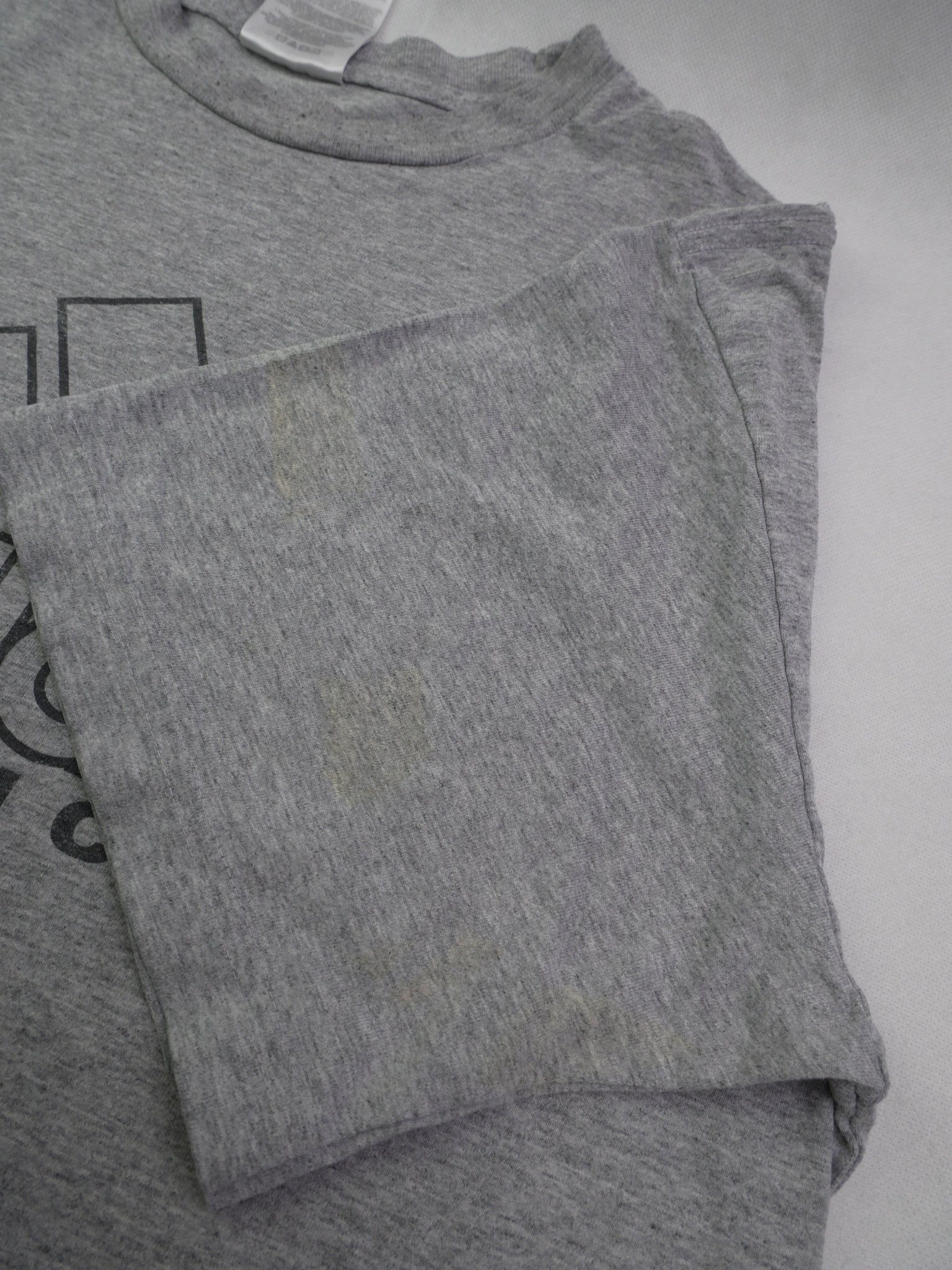 adidas Athletics printed Logo grey Shirt - Peeces