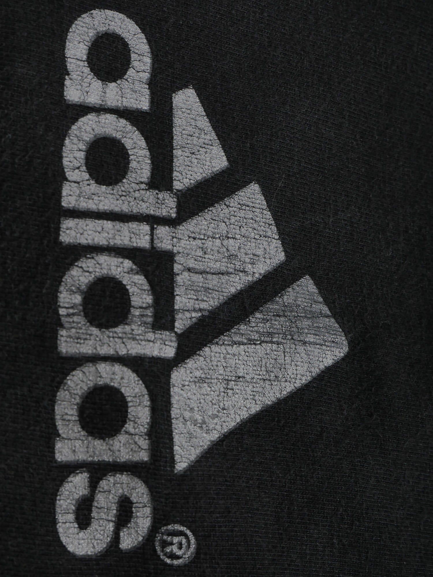 Adidas schwarz Grafik T-Shirt - Peeces