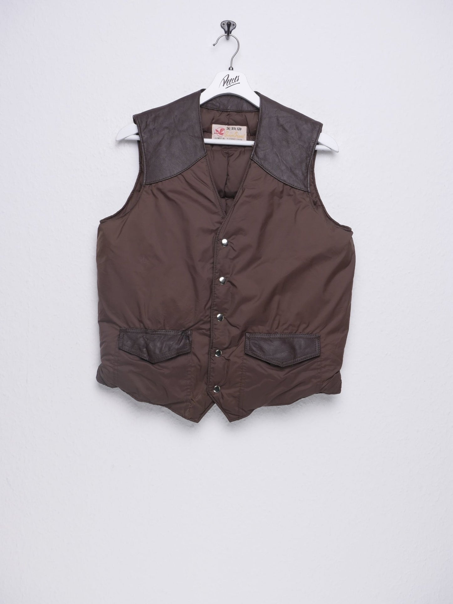 brown vest wih leather Jacke - Peeces