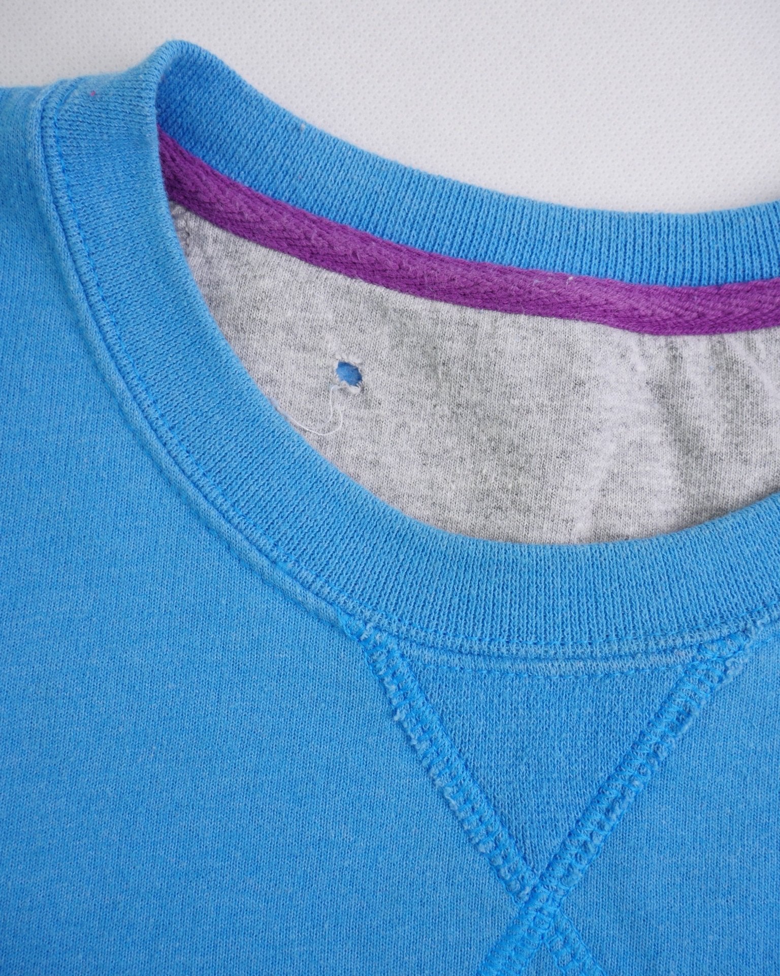 Champion embroidered Logo Vintage Sweater - Peeces