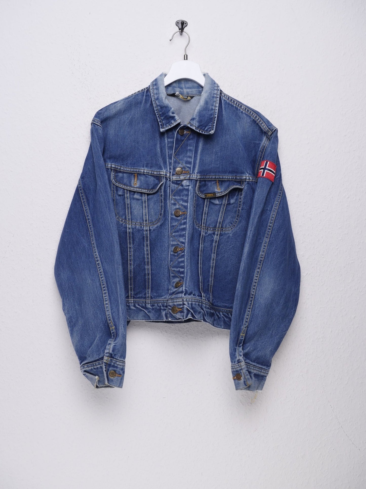 Lee embroidered Patch blue Denim Jacket - Peeces
