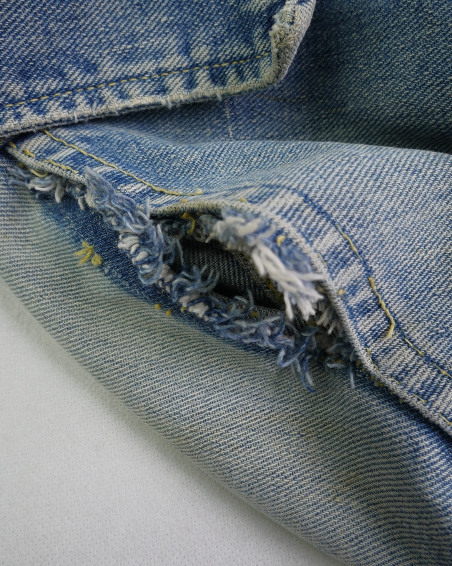 lee patched Logo Vintage Jeans Jacke - Peeces