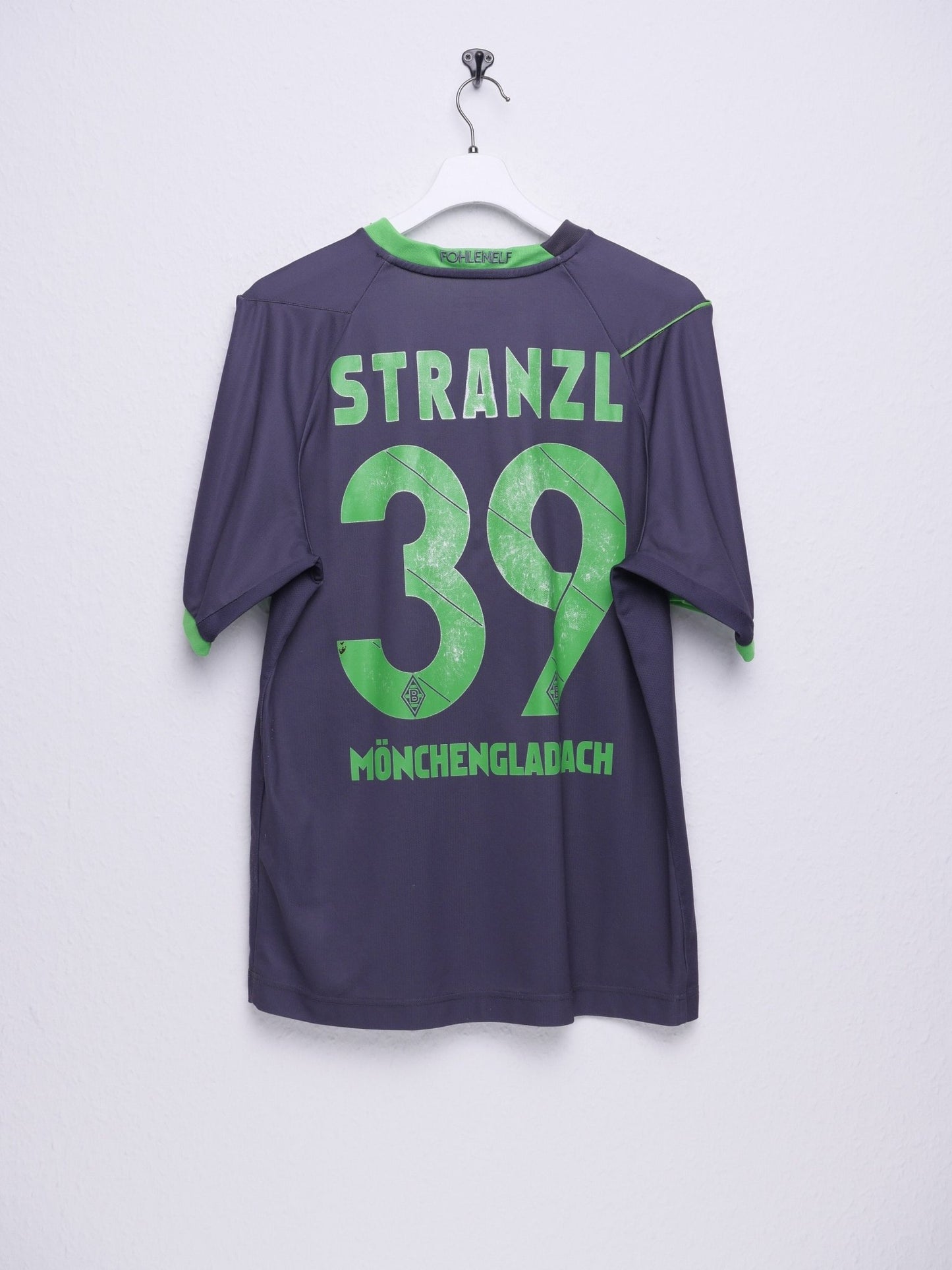 'Mönchengladbach' embroidered Patch two toned Jersey Shirt - Peeces