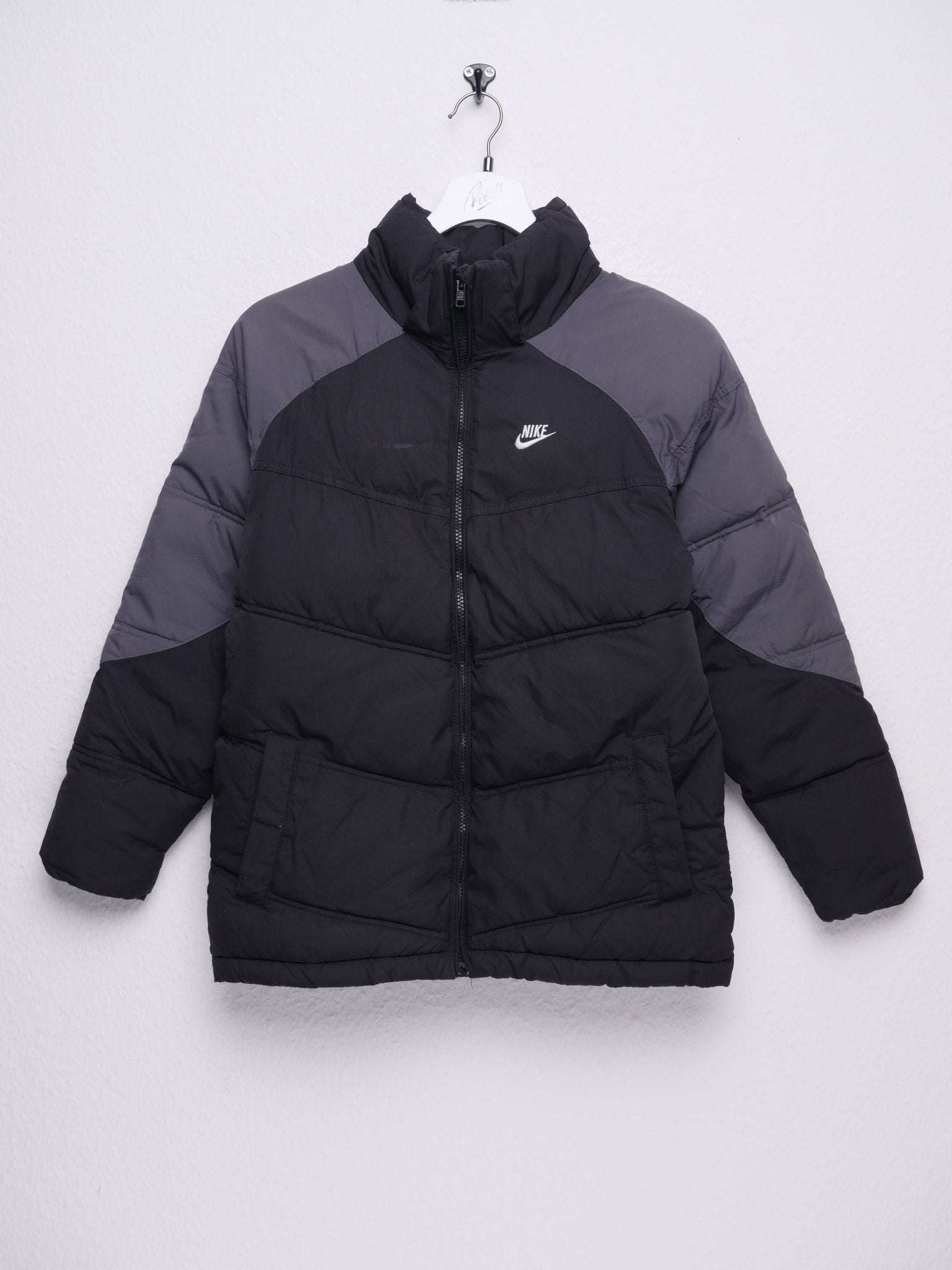Nike embroidered Logo two toned Puffer Jacket - Peeces