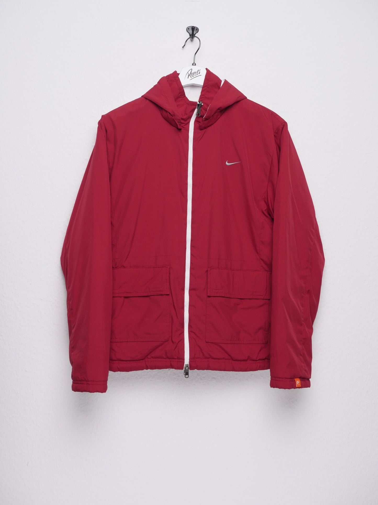 Nike embroidered Swoosh basic red Jacke - Peeces