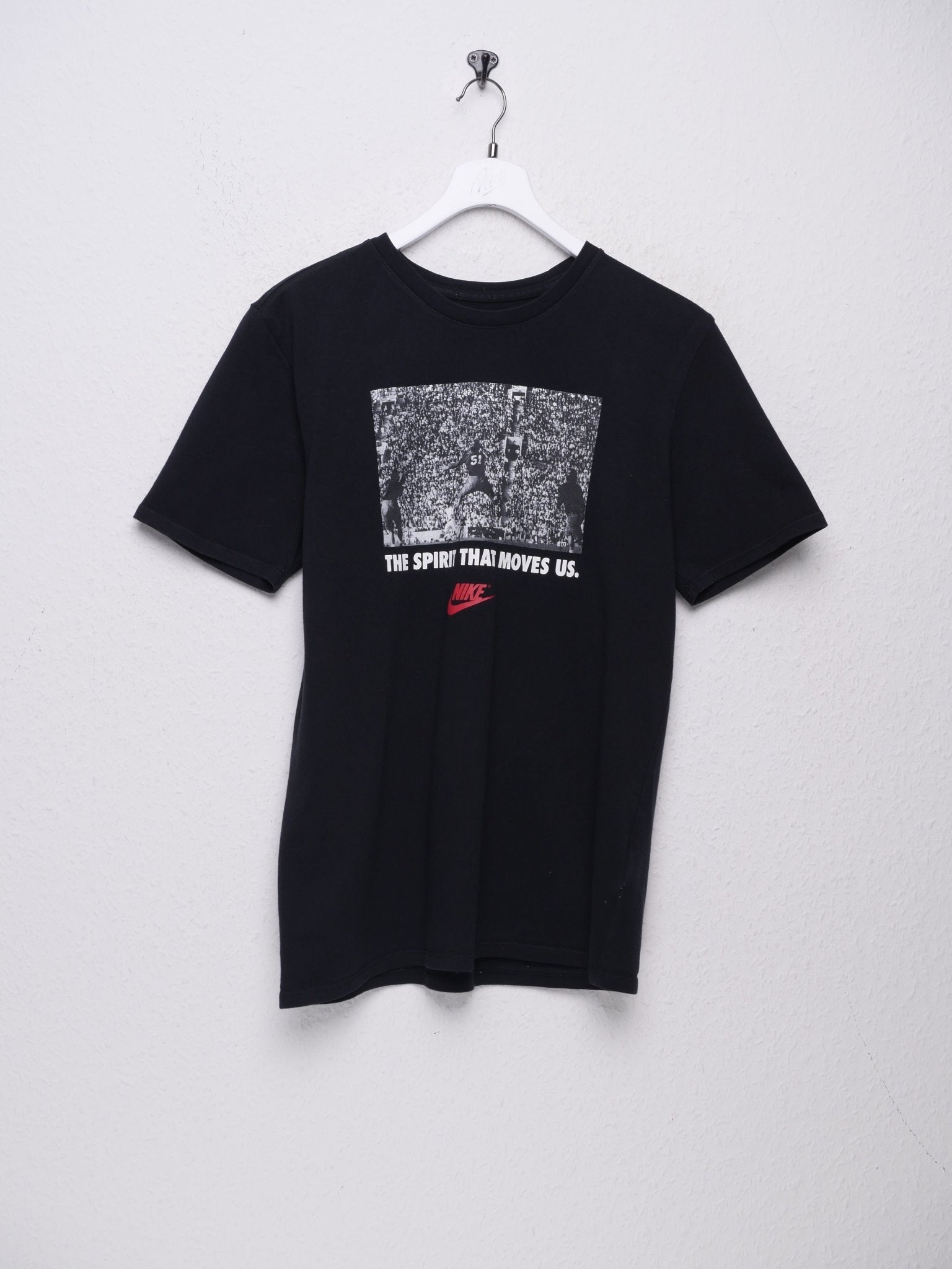 Nike printed Logo black pictured Shirt - Peeces