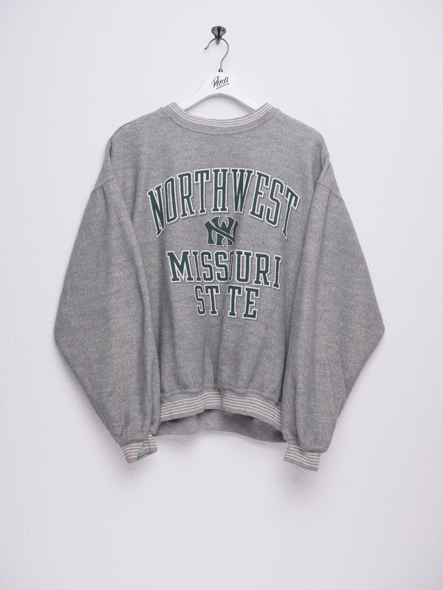 'Northwest Missouri State' printed Spellout grey Sweater - Peeces