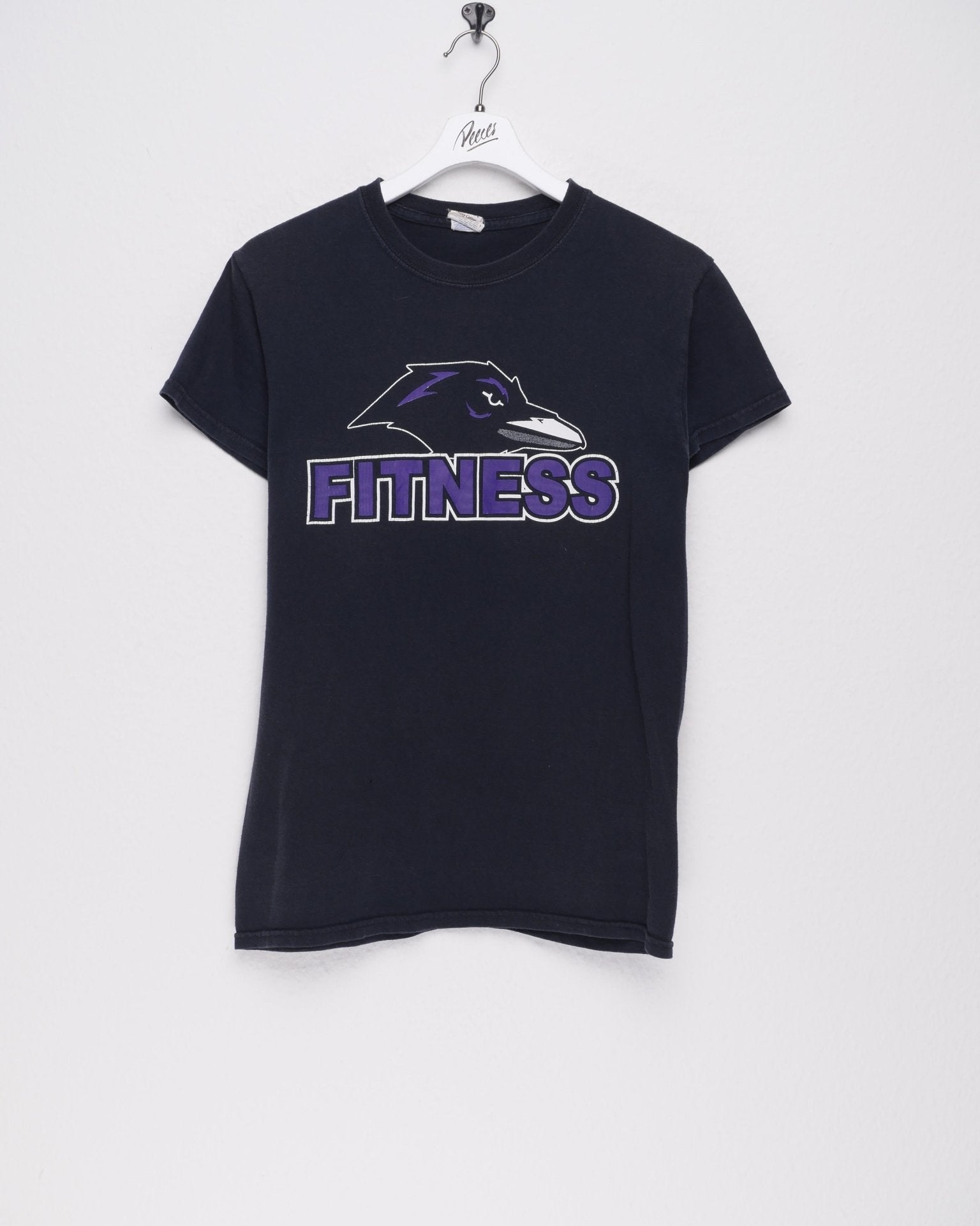 printed Logo 'Fitness' washed black Shirt - Peeces