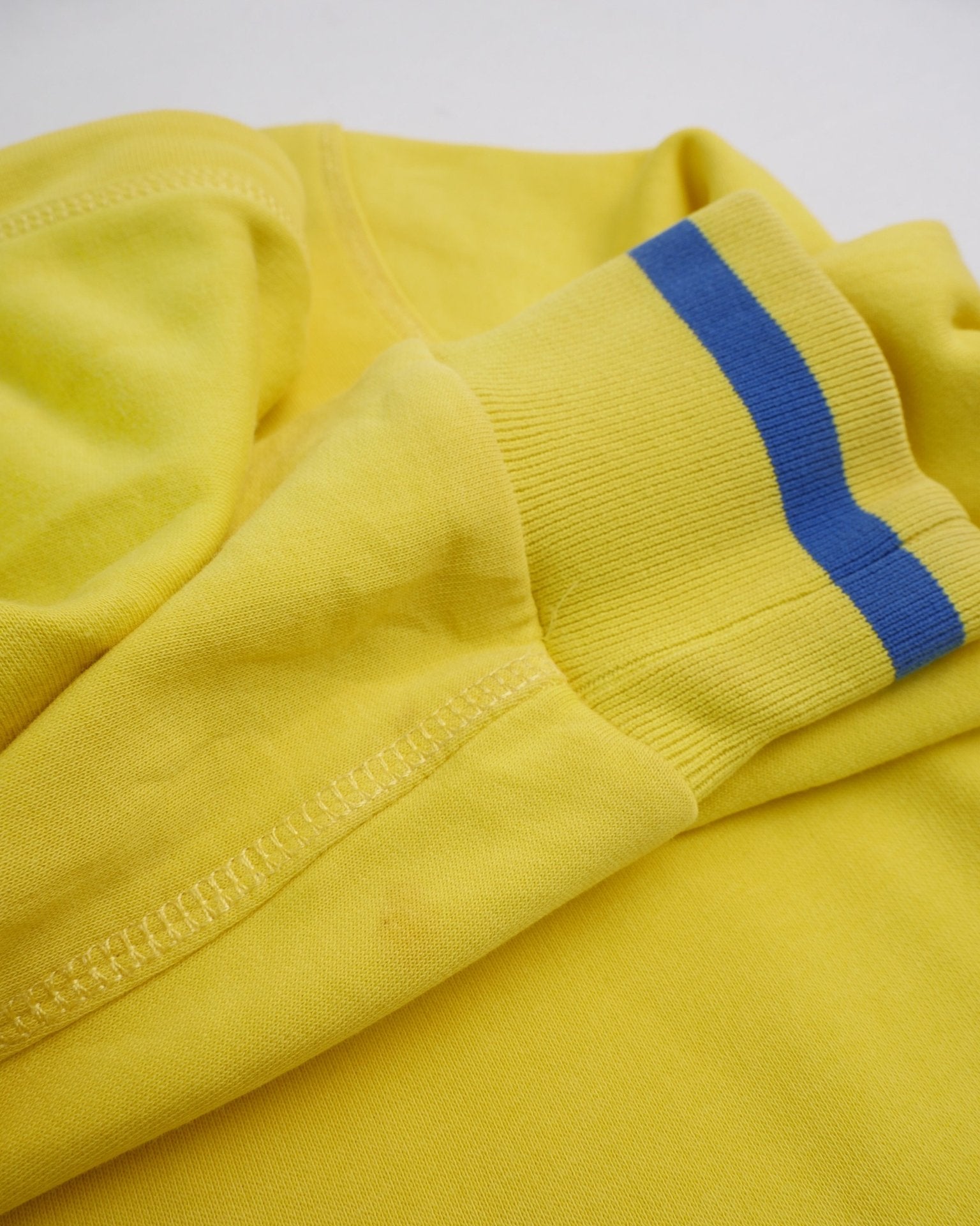 Puma Sweden embroidered Logo yellow Zip Hoodie - Peeces