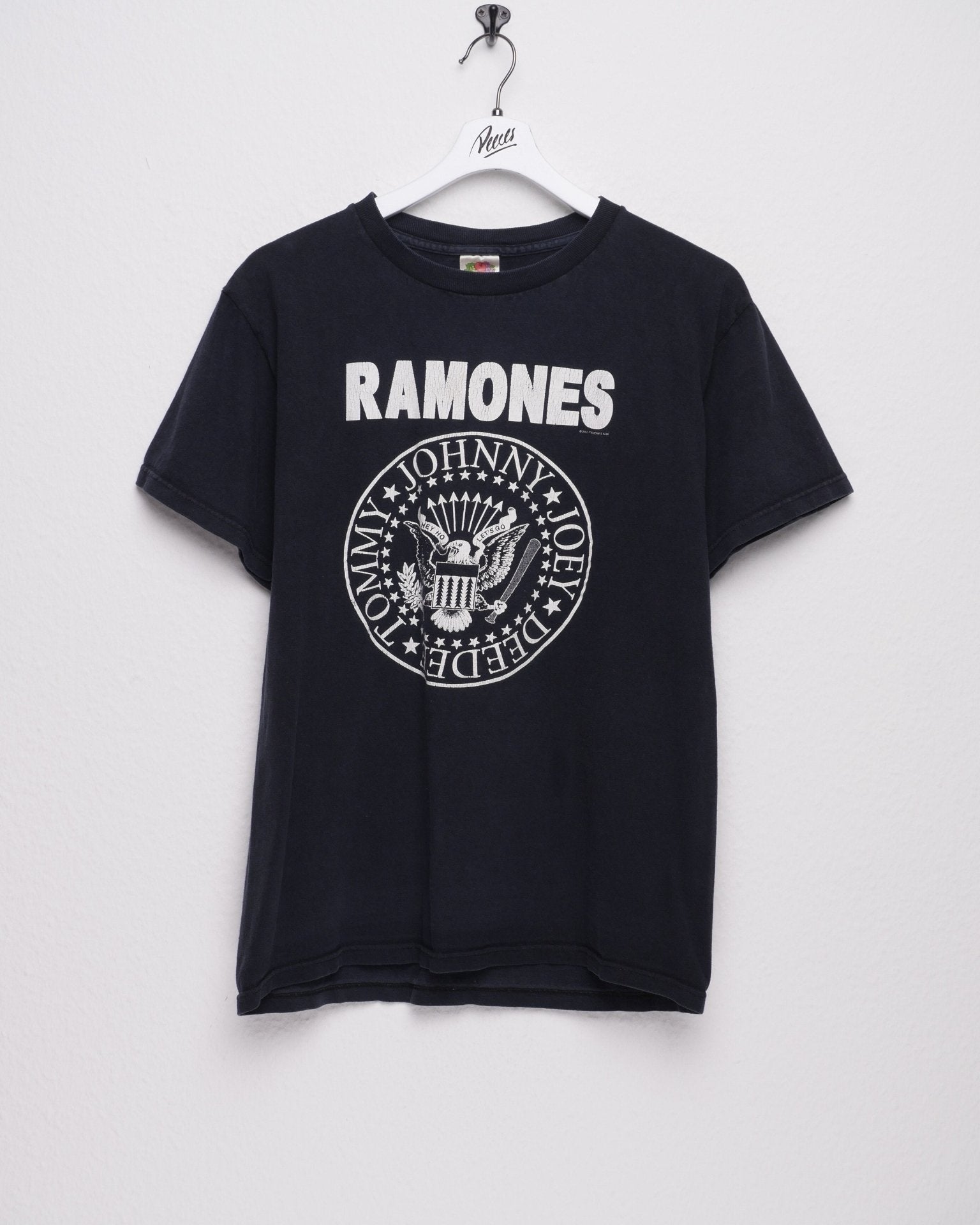'Ramones' printed Graphic black Shirt - Peeces
