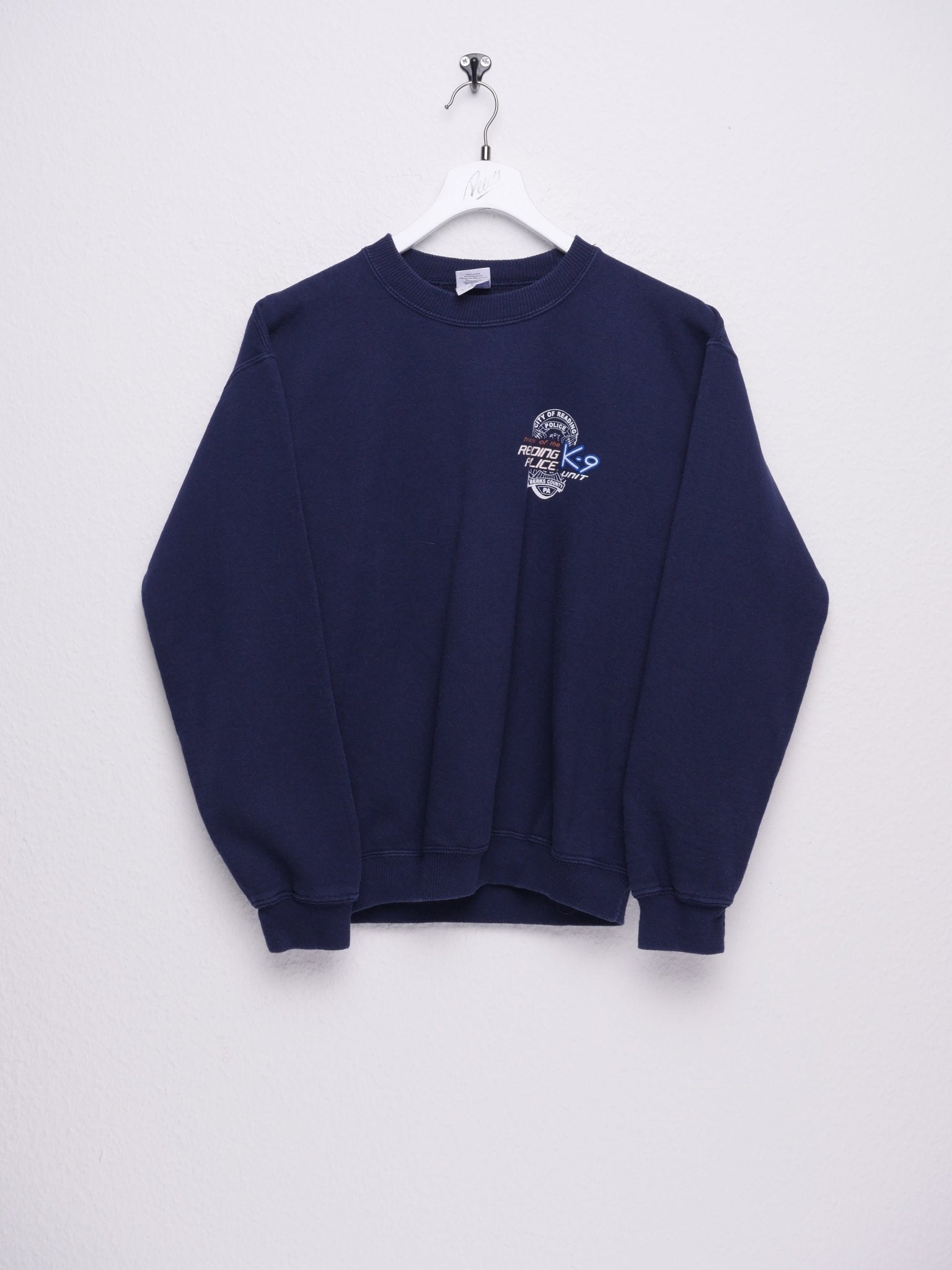 Reading Police printed Logo navy Sweater - Peeces