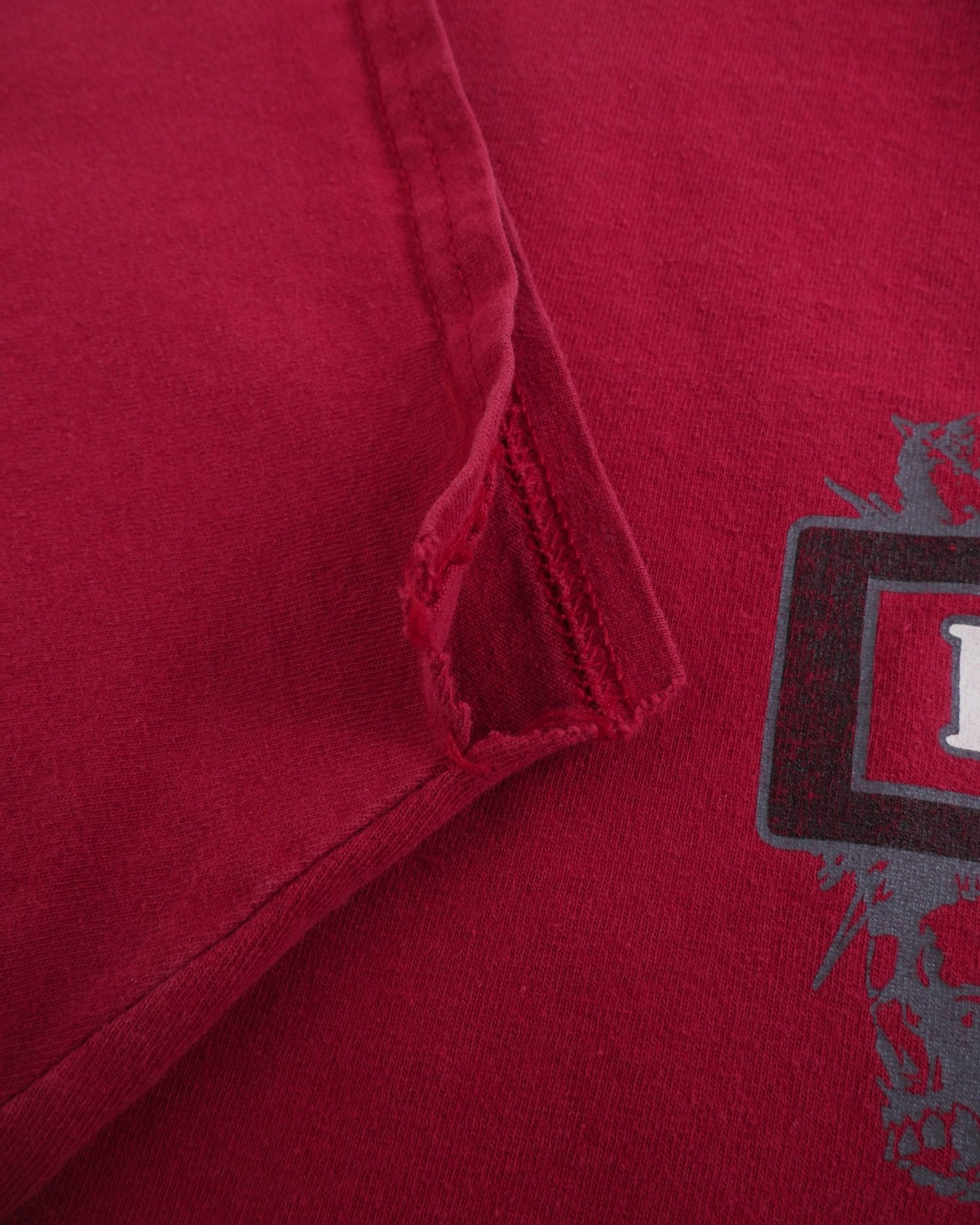 Red Iron printed Logo Shirt - Peeces
