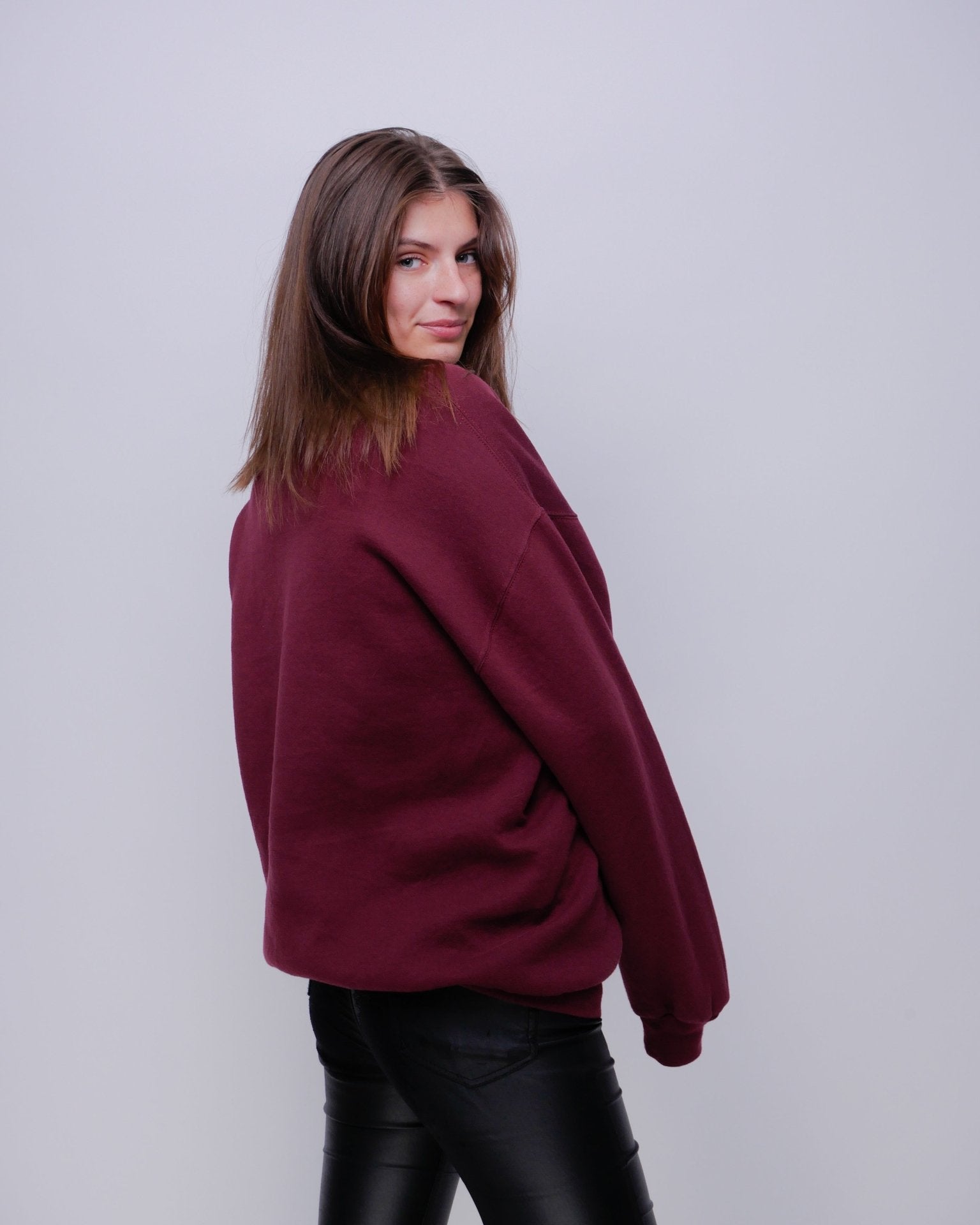 russell patched Logo burgundy basic Sweater - Peeces