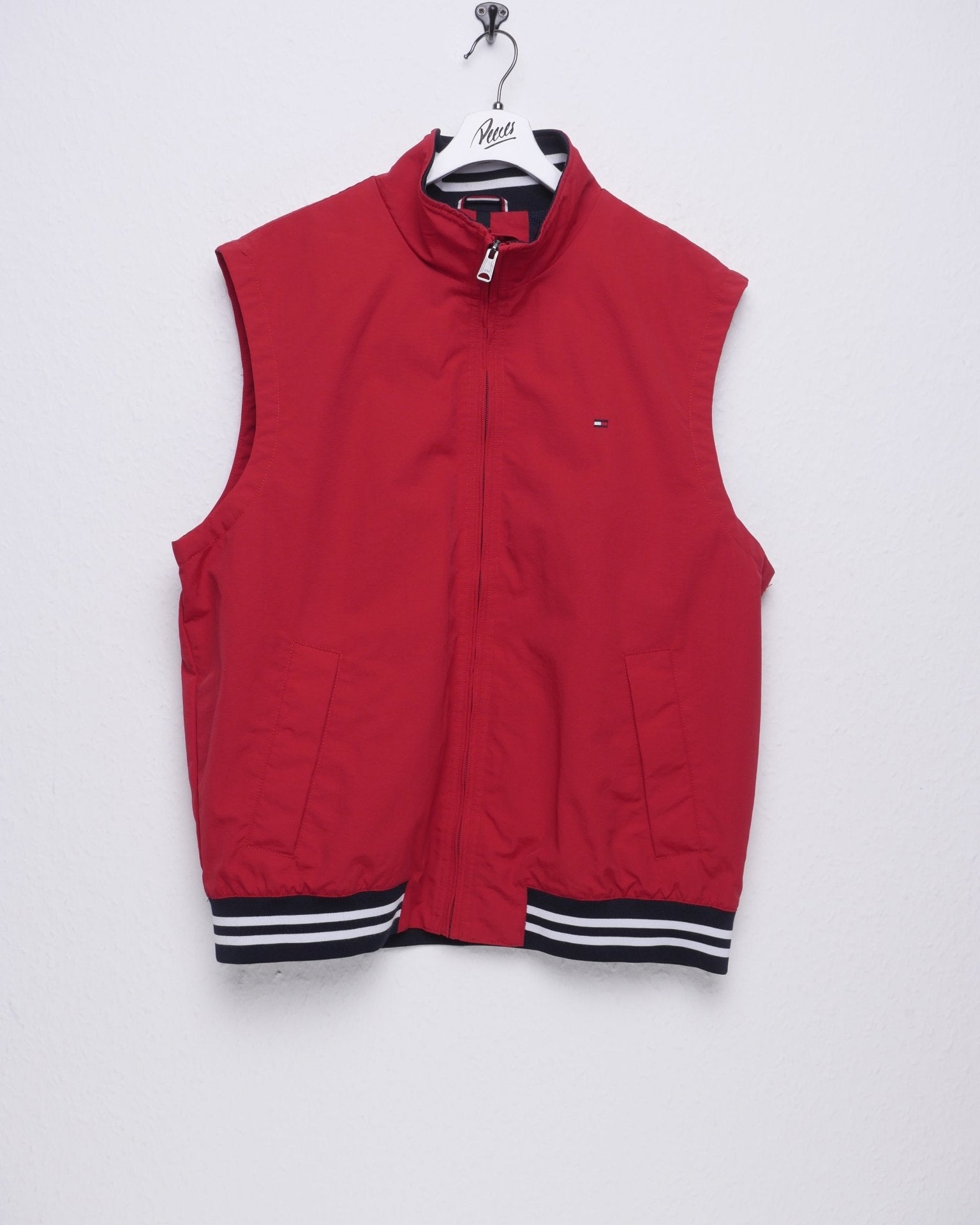 tommy hilfiger embroidered Logo red vest Jacke - Peeces