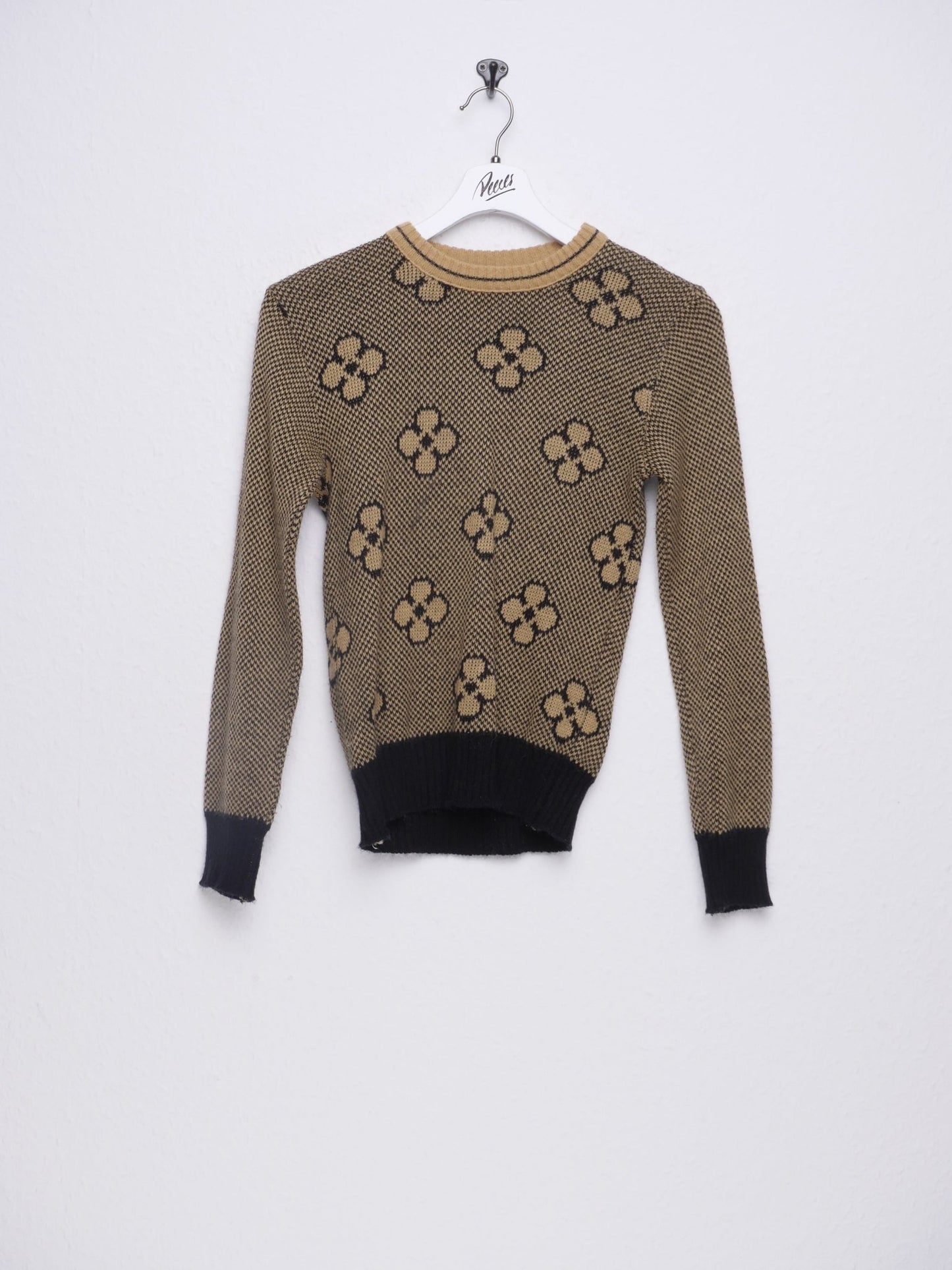 two toned flower pattern knit Sweater - Peeces