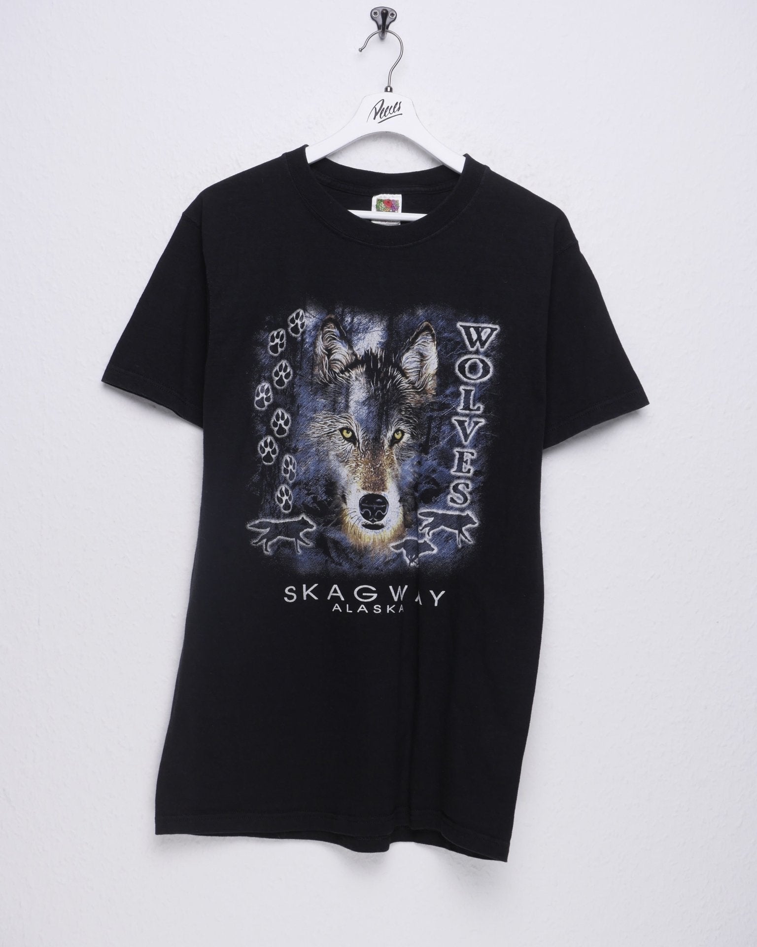 Wolves Skagway printed Graphic Vintage Shirt - Peeces